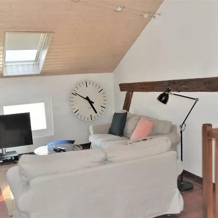 Апартаменты Town House *